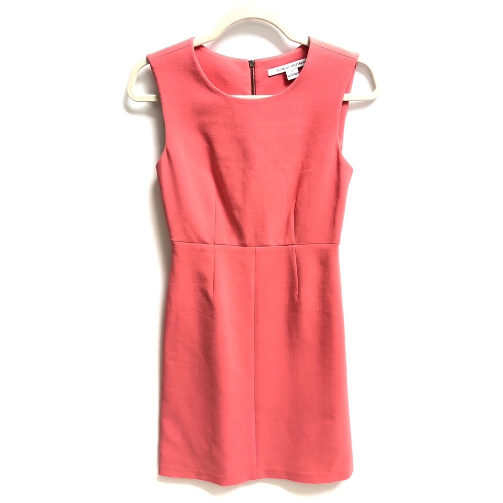 DVF Carrie Sheath Dress in Sz: 0